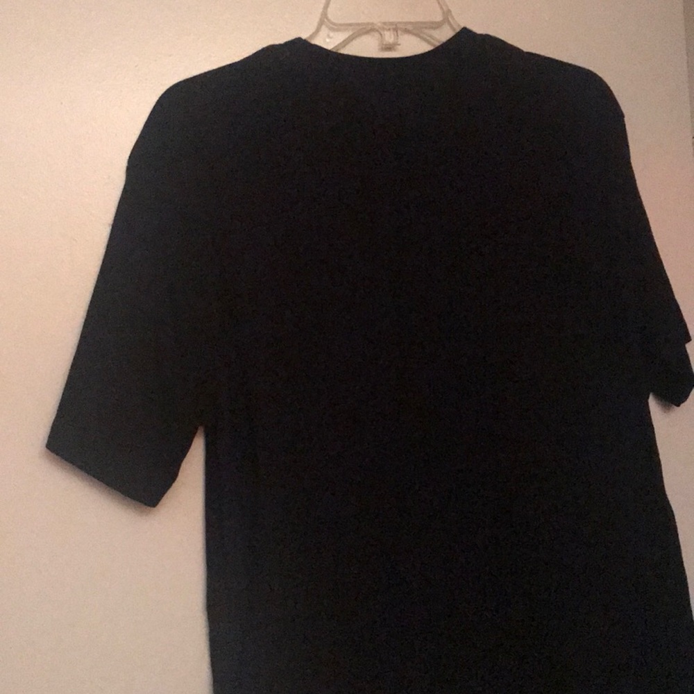 GUESS - Picture 4 of 4